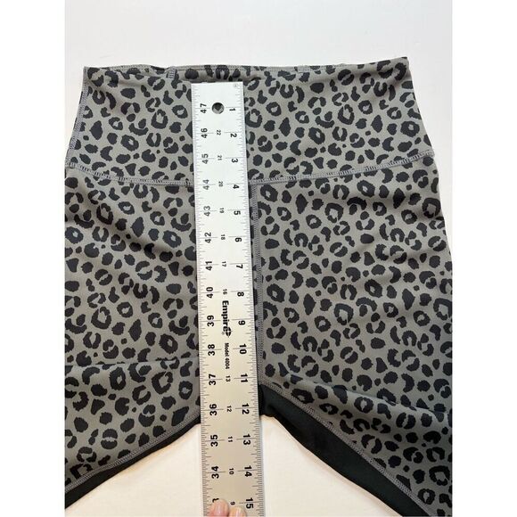 Anthropologie Allfenix Charcoal Jagger 7/8 Legging Grey Animal Print Size Medium - Picture 5 of 10